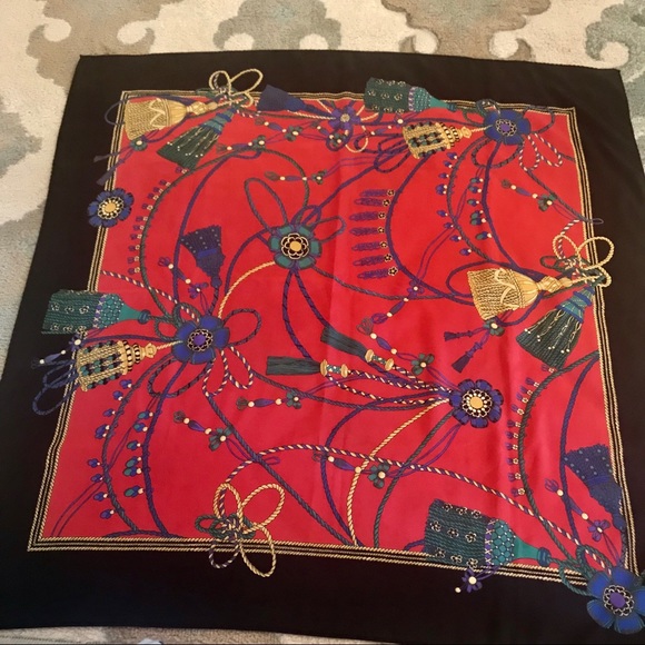 ✨Vintage Tassel Scarf - Picture 5 of 7